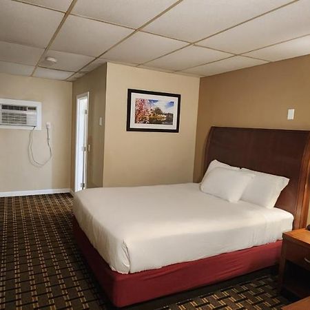 Nashoba Valley Inn & Suites Ayer Zewnętrze zdjęcie