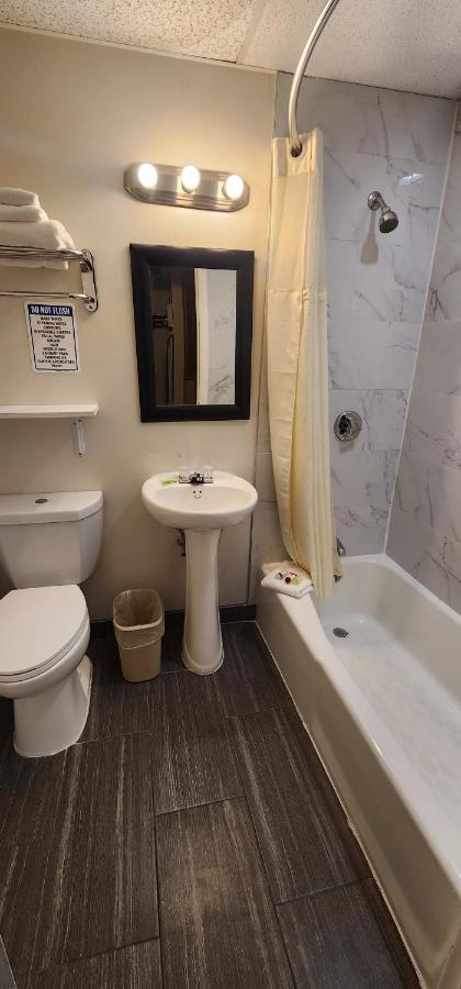 Nashoba Valley Inn & Suites Ayer Zewnętrze zdjęcie