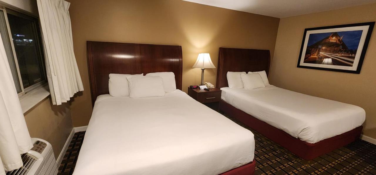 Nashoba Valley Inn & Suites Ayer Zewnętrze zdjęcie