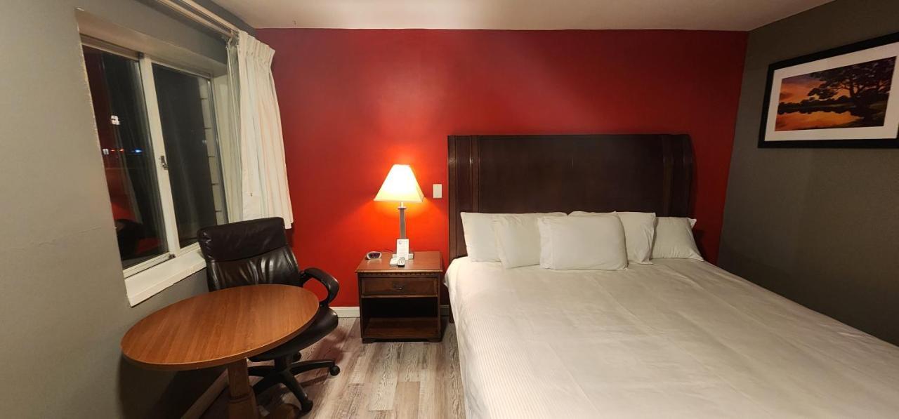 Nashoba Valley Inn & Suites Ayer Zewnętrze zdjęcie