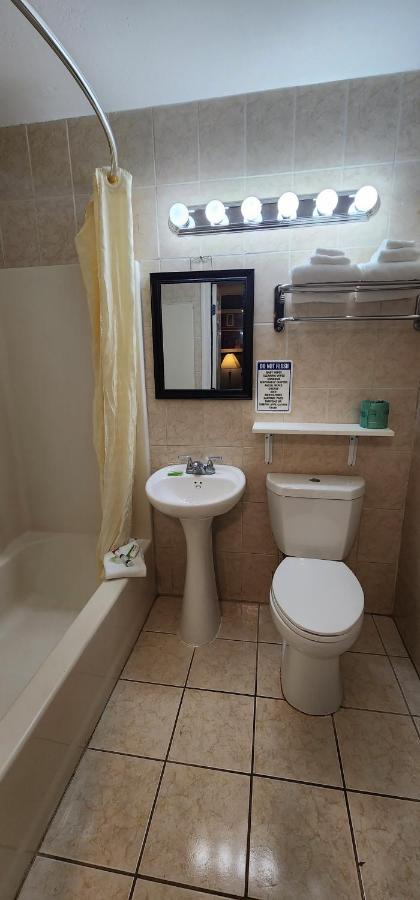 Nashoba Valley Inn & Suites Ayer Zewnętrze zdjęcie