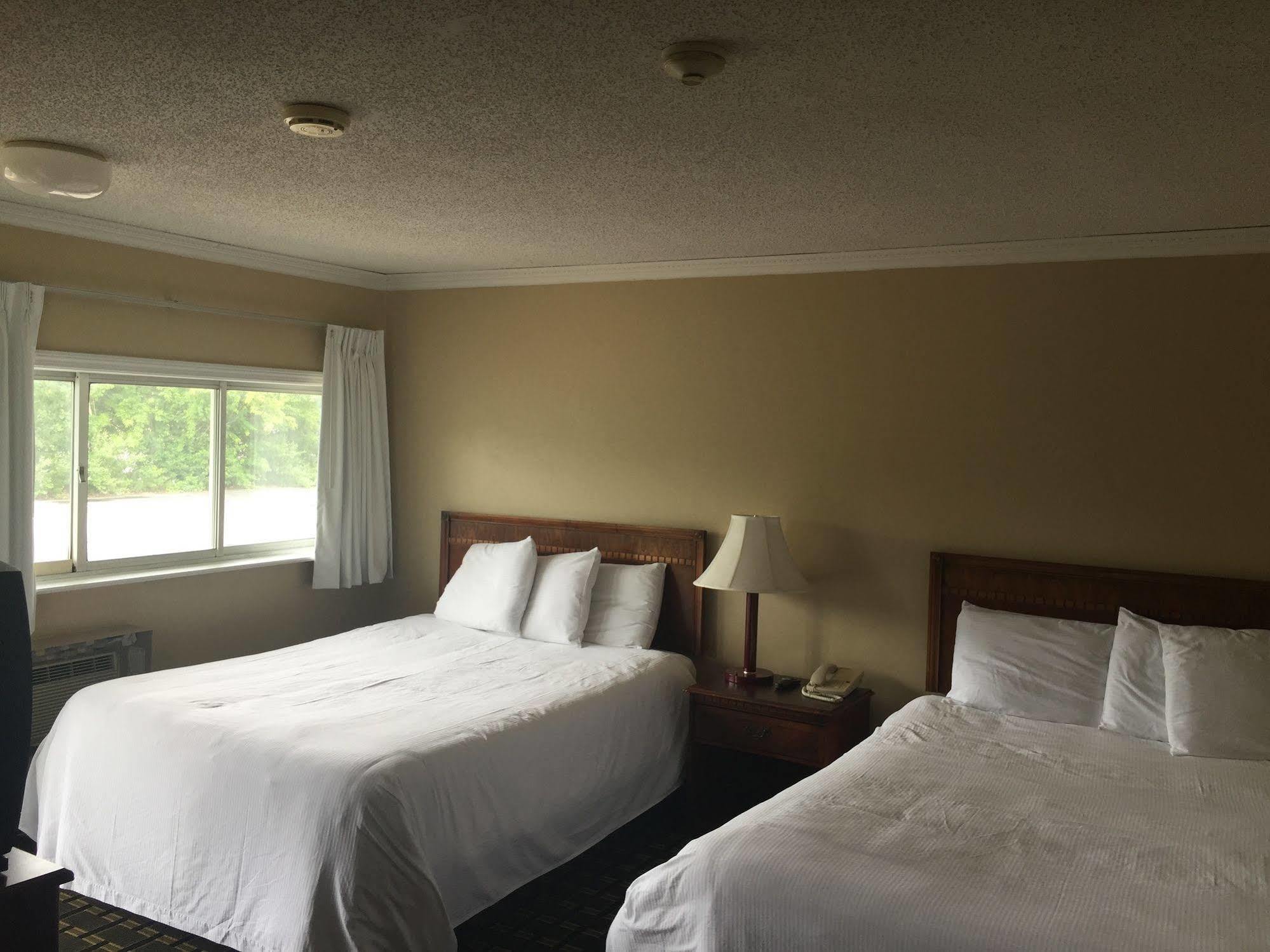 Nashoba Valley Inn & Suites Ayer Zewnętrze zdjęcie
